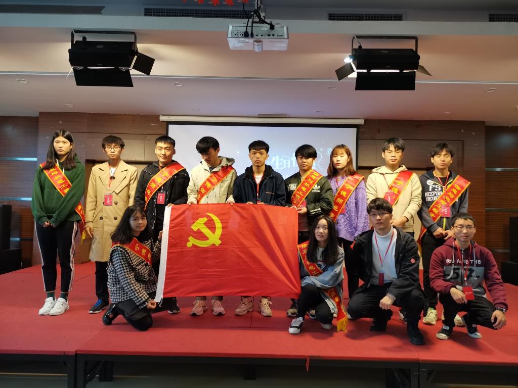 英国上市公司365