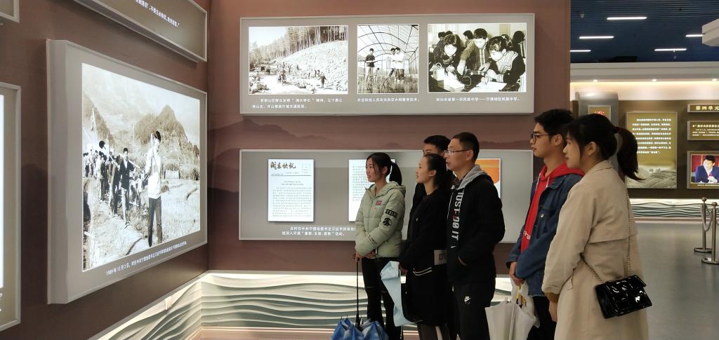 英国上市公司365