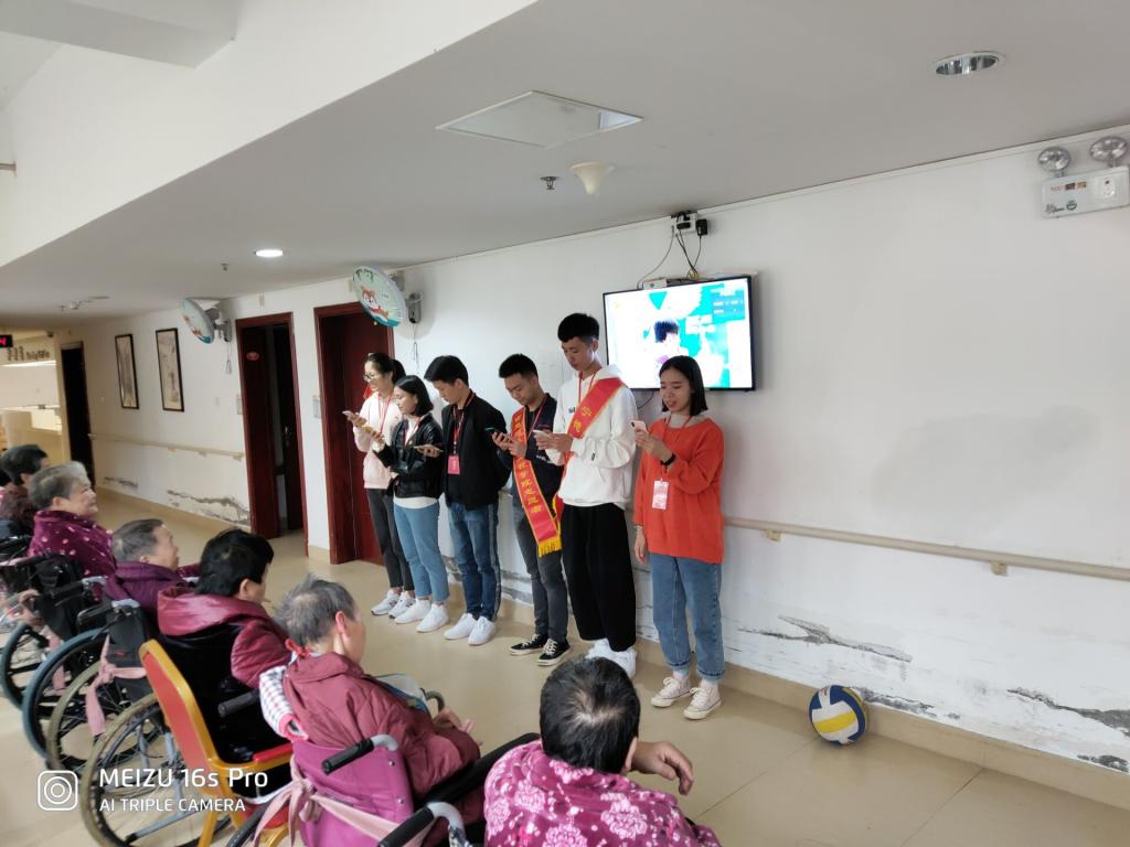 英国上市公司365