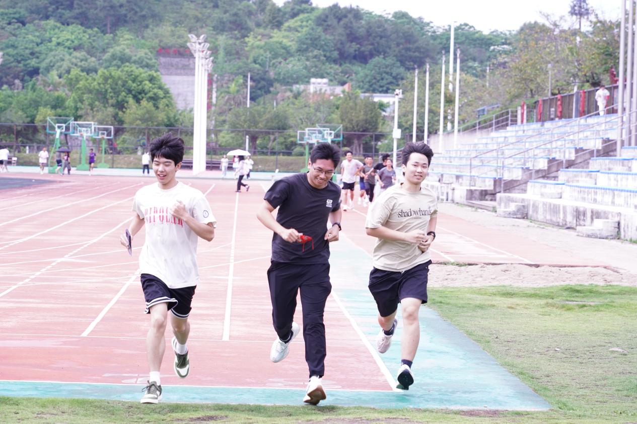 英国上市公司365